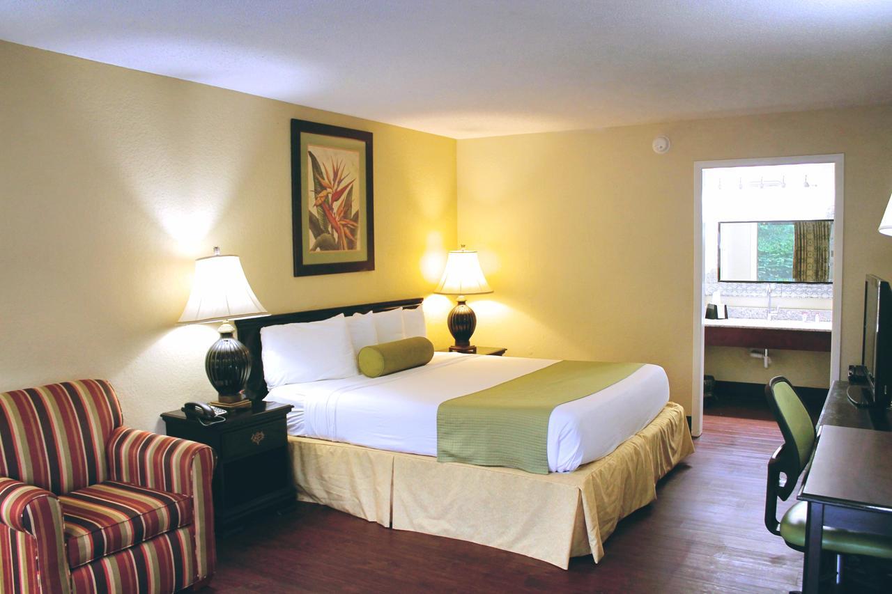 Residence Hub Inn&Suites Marianna Eksteriør bilde